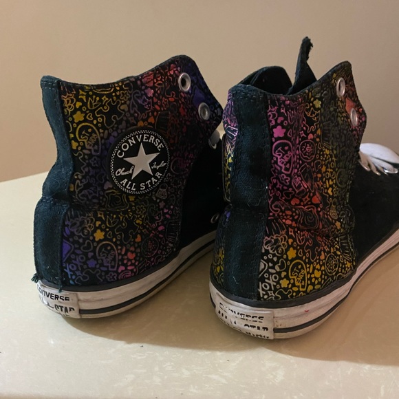 Chuck Taylor All Star Pride in Black and University Red Sz6  Multi Color Hightop - Picture 5 of 8